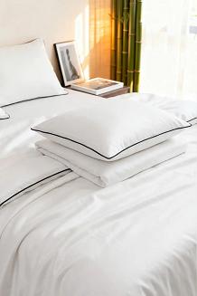 Poszewka bambusowa 70x80 biała z czarną bizą