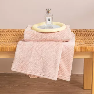Koc narzuta z mikrofibry na fotel WILLY 70x150 pudrowy róż