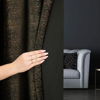 Zasłona gotowa na przelotkach ELEONORA 140x250 czarna ze złotym nadrukiem