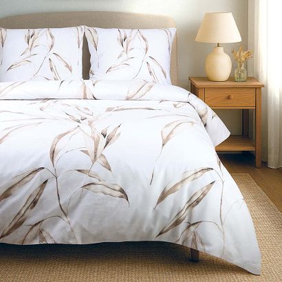 Pościel bawełniana COTTONLOVE 160x200 biała w beżowe liście
