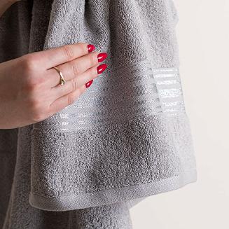 Ręcznik bawełniany OSKAR 50x90 ciemnoszary bordiura z szampańską nicią