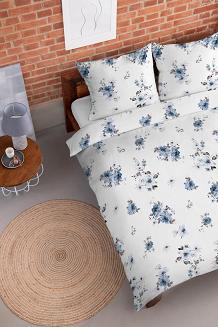 Pościel flanelowa 160x200 biała niebieskie ogrodowe kwiaty
