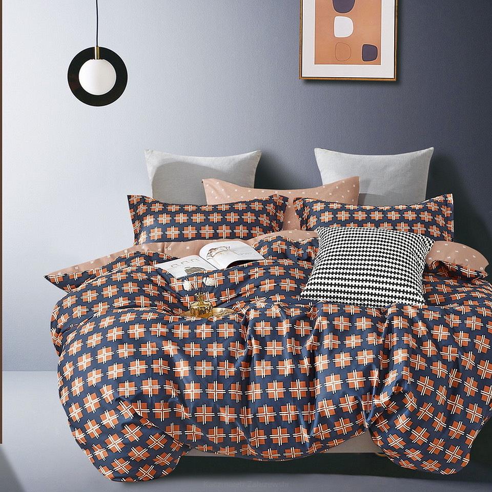 Pościel satynowa 200x220 beżowa brązowa karmelowa geometria