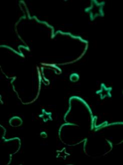 Koc świecący w ciemności 150x200 fluorescencyjny kolorowe motyle niebieski