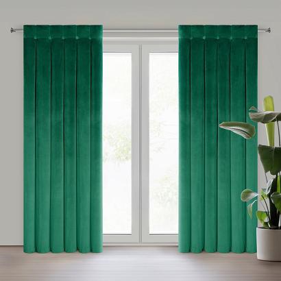 Zasłona gotowa na szelkach ALITA 85x250 Eurofirany ciemnozielona umarszczona ozdobiona na górze guzikami
