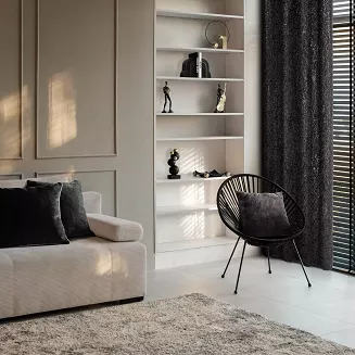 Poszewka dekoracyjna VANI 45x45 Eurofirany czarna przytulna szenilowa