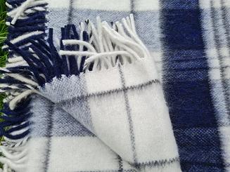 Koc wełniany z frędzlami 100% WEŁNA duża krata granatowa