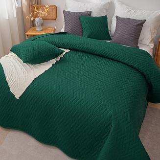 Narzuta dekoracyjna DASH 160x200 pikowana butelkowa zieleń