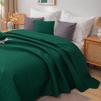 Narzuta dekoracyjna DASH 160x200 pikowana butelkowa zieleń