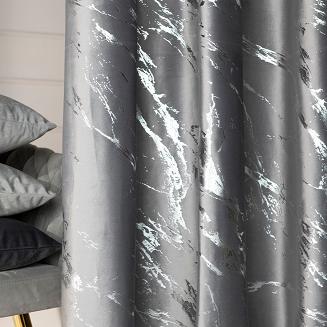 Zasłona gotowa na taśmie MARMA 140x250 jasnoszara ze srebrnym nadrukiem