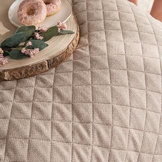 Narzuta dekoracyjna MOLLY 220x240cm pikowana strukuralna ciemnobeżowa