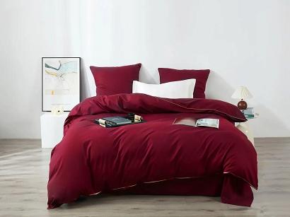 Pościel satyna bawełniana Queen Premium 140x200 butelkowa bordowa ze złotą lamówką
