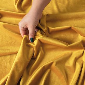 Zasłona gotowa na przelotkach VELVI 140x250 szafranowa