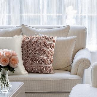 Poszewka dekoracyjna ROSES 45x45 Eva Minge Eurofirany kremowa kwiaty róże 3D