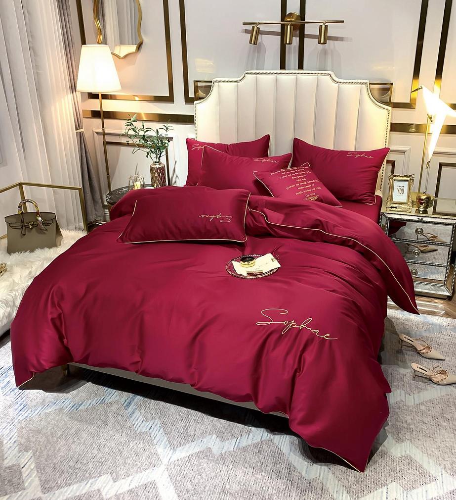Pościel 160x200 czerwona złoty haft satynowa lamówka