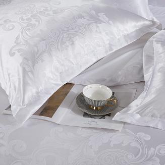 Ekskluzywna Pościel Atłasowa Z Haftem 220x200 AT004