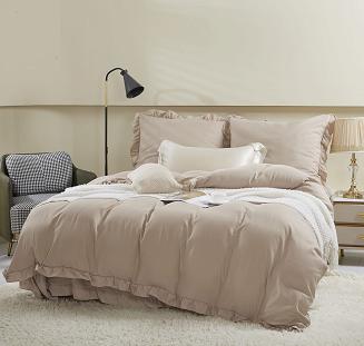 Pościel Ruffy 200x220 beżowa z falbanką