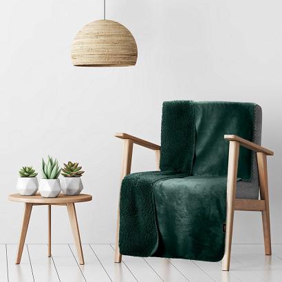 Koc narzuta TEDY 70x160 Eurofirany ciemnozielony miękka bukla + ciepły polar