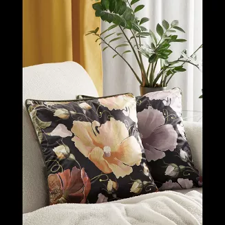 Poszewka dekoracyjna VELVET 45x45 Eurofirany czarna miodowa kwiaty maki