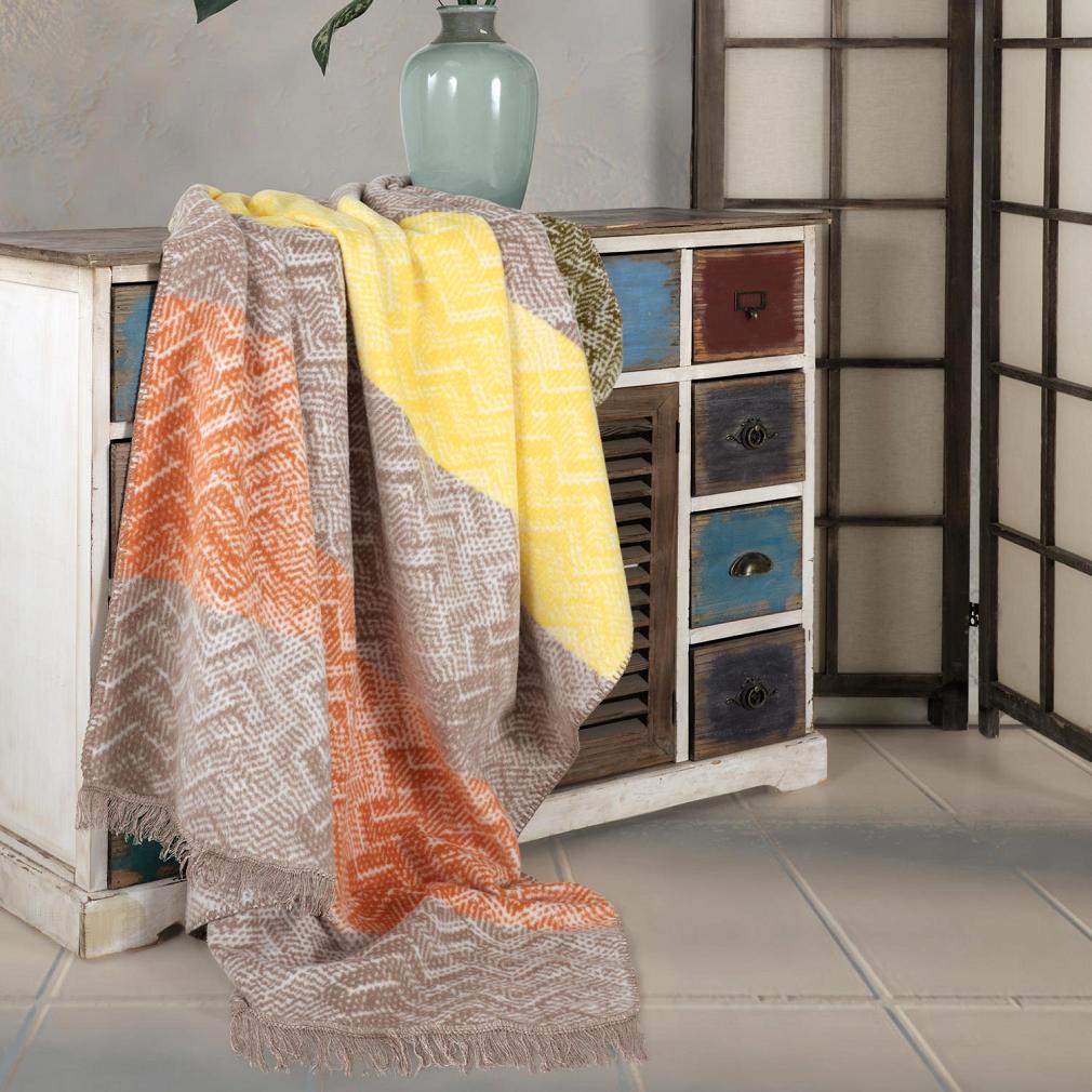 Koc bawełniano-akrylowy 150x200 Darymex beżowy pomarańczowy żółty w dużą jodełkę