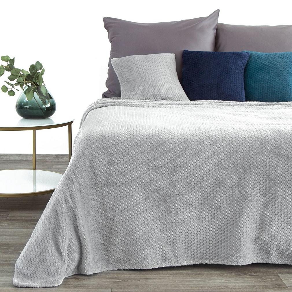 Koc narzuta ZOE 150x200 Eurofirany srebrny