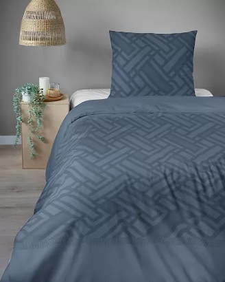 Pościel satynowa Home Satin 140x200 granatowa w geometryczny wzór