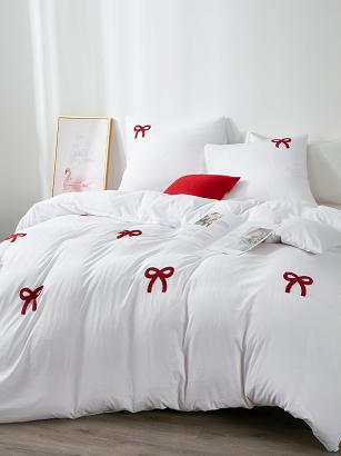 Pościel z mikrofibry świąteczna CUTY KOKARDKI 220x200 biała w czerwone kokardki