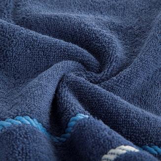 Ręcznik bawełniany z welurową bordiurą w ozdobne paseczki NEL 70x140 Eurofirany granatowy