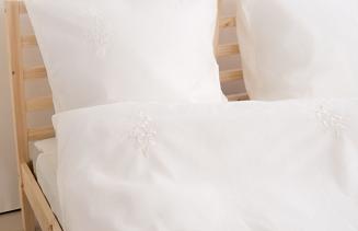 Pościel bawełniana haftowana z prześcieradłem 160x200 biała