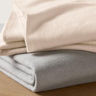 Koc bawełniano-akrylowy MONO 150x200 jasnobeżowy