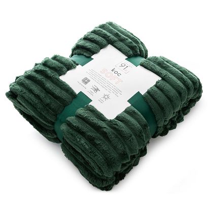 Koc narzuta SOFT 200x220 Design91 ciemnozielony puszysty w przestrzenne pasy