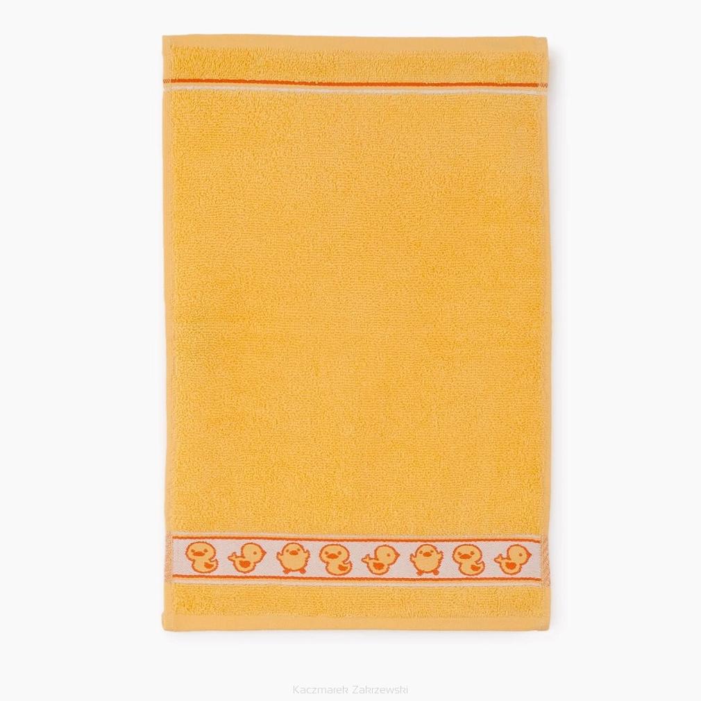 Ręcznik dla dzieci kurczaki 30x50 Zwoltex żółty