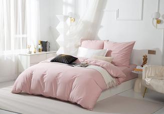Pościel Queen 140x200 pudrowa ze złotą lamówką bizą
