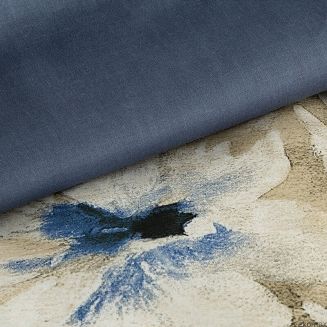 Pościel satynowa SPRING 160x200 Eurofirany jasnobeżowa ciemniniebieska w kwiaty