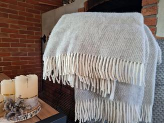 Koc wełniany z frędzlami MAGDA 160x200 diagonalny szary