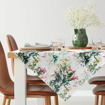 Obrus dekoracyjny wodoodporny GARDEN 85x85 Eurofirany biały w kolorowe kwiaty