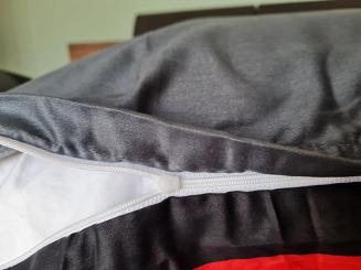 Pościel satynowa 220x200 szara czarna czerwona w pasy