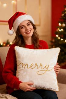 Poszewka dekoracyjna Merry 45x45 welurowa biała ze złotym haftem i lamówką