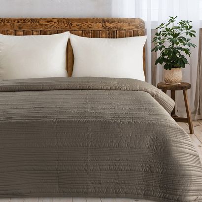 Narzuta dekoracyjna TARA 170x210 brązowa pikowana w pasy