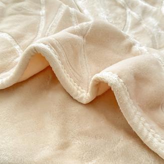 Koc akrylowy tłoczony LIV 160x200 gruby ciepły masełkowy