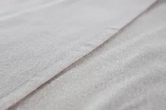 Prześcieradło flanelowe bez gumki 200x220 jasnobeżowe