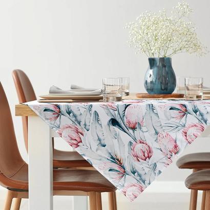 Obrus dekoracyjny wodoodporny GARDEN 85x85 Eurofirany biały w różowe kwiaty