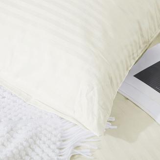 Poszewka z adamaszku satyna bawełniana 50x70 masełkowa