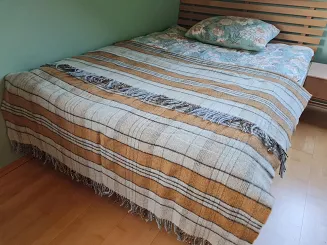 Koc wełniany z frędzlami 160x200 kremowa miodowa kratka