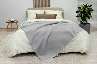 Koc bawełniano-akrylowy PURE 150x200 jasnoszary jacquard gofrowy wzór z frędzlami