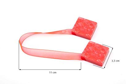 Upinacz dekoracyjny z magnesem czerwony