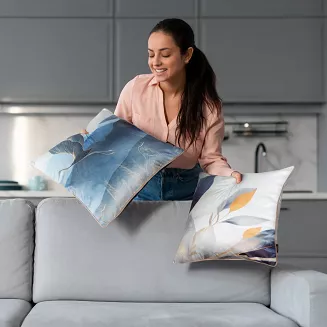 Poszewka dekoracyjna VELVET 45x45 Eurofirany niebieska motyw żurawia