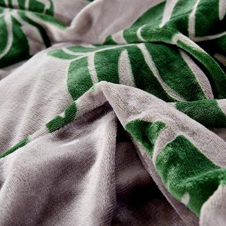 Pościel polarowa z prześcieradłem tłoczona 200x220 welur szara zielona liście monstery