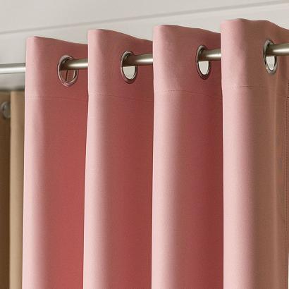 Zasłona gotowa typu blackout na przelotkach DONA 140x250 pastelowy różowy
