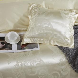 Ekskluzywna Pościel Atłasowa Z Haftem 160x200 AT008